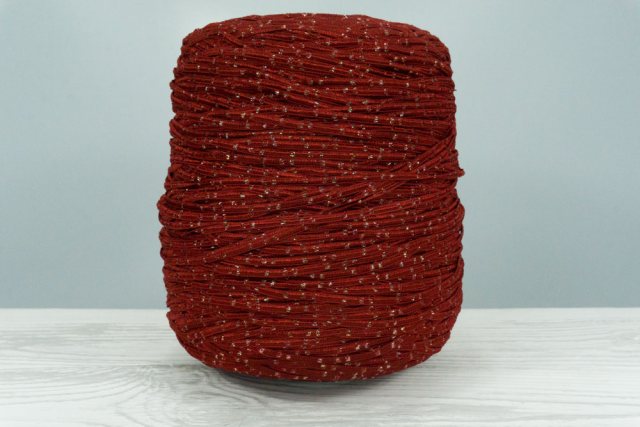 Luigi Boldrini S.r.l.  Art. DIAMANTE  Col: Lacca ( Красный ) Состав: 70% Вискоза ( VI ), 20% Полиэстер ( PL ), 10% Нейлон ( NYLON ).  Метраж пряжи: 170м/100гр. ( 1700 )