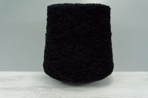 C.T.F.  Art. CIUFFO  Col. 105 ( Чёрный )  Состав: 100% Шёлк ( SE ).  Метраж пряжи: 250м/100гр. (1/2500) 