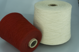 KNOLL.  Art. SUPERSOFT LAMBSWOOL  Состав: 100% Тонкорунная шерсть ягнят.  
