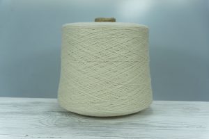 KNOLL.   Art. LAMBSWOOL  Col. ECRU  Состав: 100% Тонкорунная шерсть ягнят.  