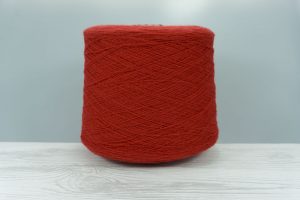 KNOLL.  Art. SUPERSOFT LAMBSWOOL  Col. SI354 ROSSO ( Красный )  Состав: 100% Тонкорунная шерсть ягнят.   Метраж пряжи: 1150м/100гр. ( 11.5/1 )  