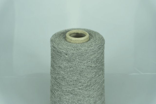 FILITALY LAB s.r.l. Art. OLAF Col. 5923 ( Светло-серый ) Состав: 30% Альпака, 40% Меринос, 30% PA ( Акрил ). Метраж пряжи: 1400м/100гр. (1/14000)