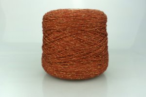 Tollegno 1900 / Lana Gatto.    Art. CORDONETTO  Col. 506 ( Красный меринос, золотой люрекс )  Состав: 90% Меринос ( WV ), 10% LUREX.  Метраж пряжи: 280м/100гр. (280) 