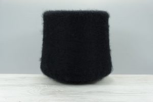 LANIFICIO DELL'OLIVO S.p.a.  Art. NOIR  Col. 30 ( Чёрный )  Состав: 35% Супер КидМохер, 35% Альпака, 30% PA.   Метраж пряжи: 2300м/100гр. ( 23000 ) 