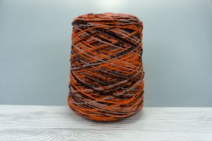 COFIL S.R.L.   Art. NEON  Col. 809 ( цвет не передаётся )  Состав: 30% Меринос ( WV ), 70% Полиэстер ( PC ).  Метраж пряжи: 350м/100гр. (3500)  