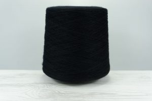 E.MIROGLIO.   Art. MIES  Col. 099  ( Чёрный )  Состав: 68% Вискоза ( VI ), 29% Акрил ( PC ), 3% EA (Другие волокна).    Метраж пряжи: 2000м/100гр. ( 2000 )  
