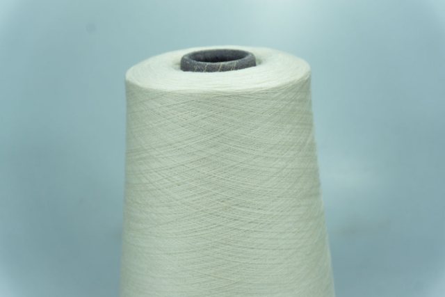 Бобинная пряжа применение для машинного вязания Silver Reed Brother