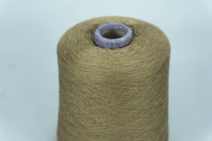 Zegna Baruffa.  Art. CASHWOOL  Col. 442841 ( светло-коричневый )  Состав: 100% Меринос.  Метраж пряжи: 1500м/100гр. (2/30) 