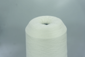 Итальянская бобинная пряжа от TOLLEGNO артикул NEW ROYAL цвет 10001 BIANCO ( Белоснежный ) 