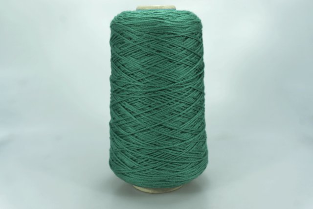 SESIA. Art. NEW JERSEY Col. 1020 ( Зелёный ) Состав: 100% Меринос Метраж пряжи: 165м/100гр.
