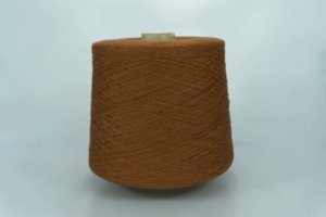 L.PIANA.  Art. LEGEND   Col. FOX  Состав: 50% Кашемир, 50% Меринос  Метраж пряжи: 1350м/100гр. (2/27)  