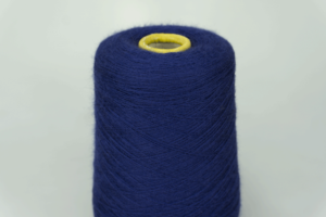Zegna Baruffa.    Состав: 100% Меринос.    Art. CASHWOOL  Col. 164366 ( Синий-электро )  Метраж пряжи: 1500м/100гр. (2/30) 