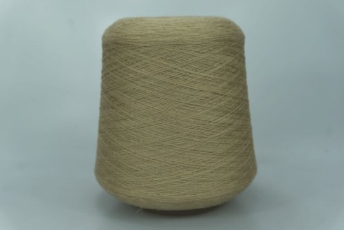 Zegna Baruffa.    Состав: 100% Меринос.    Art. CASHWOOL  Col. 441882 ( бежевый ) Метраж пряжи: 2400м/100гр. (2/48) 