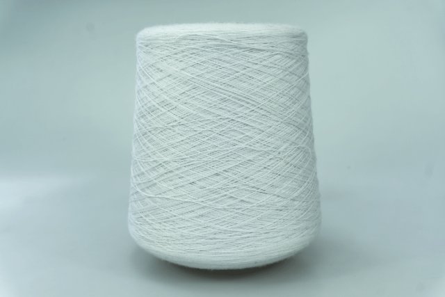 Zegna Baruffa. Art. MILLENNIUM Col. 213684 ( Серо-голубой ) Состав: 100% Меринос ( WV ). Метраж пряжи: 3000м/100гр. ( 2/60 )