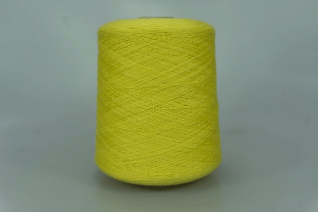 Sudwollgroup  Art. VICTORIA  Col. 1E2808 SUNFLOWER ( Подсолнух )  Состав: 100% Меринос ( WV ).  Метраж пряжи: 1500м/100гр. ( 2/30 ) 