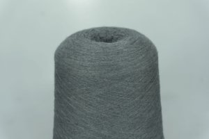 Пряжа серый меланж от Zegna Baruffa. Магазин Итальянской бобинной пряжи Три петельки