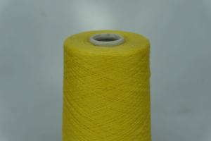 SUDWOLLGROUP  Состав: 100% Меринос.  Art. VICTORIA  Col. 1E3066 DANDELION ( Одуванчик )  Метраж пряжи: 1500м/100гр. (2/30) 