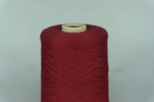 Sudwollgroup  Art. Victoria  Col.  4E1224 CRIMSON ( Малиново-красный ) Состав: 100% Меринос.  Метраж пряжи: 1500м/100гр. (2/30) 
