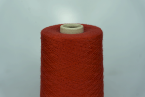 Sudwollgroup  Art. Victoria  Col. 4e1543 RED ( Красный )  Состав: 100% Меринос.  Метраж пряжи: 1500м/100гр. (2/30) 