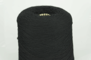 Zegna Baruffa Lana Borgosesia.  Art. SUPERGEELONG   Col. NERO (Чёрный ) Состав: 100% Меринос.  Метраж пряжи: 750м/100гр. ( 2/15 )  Артикул в магазине: TA704 