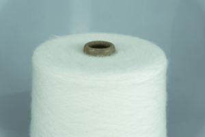 INTIFIL S.A.  Art. ALPACA BRUSHED  Col. B0 ( Белый ) 