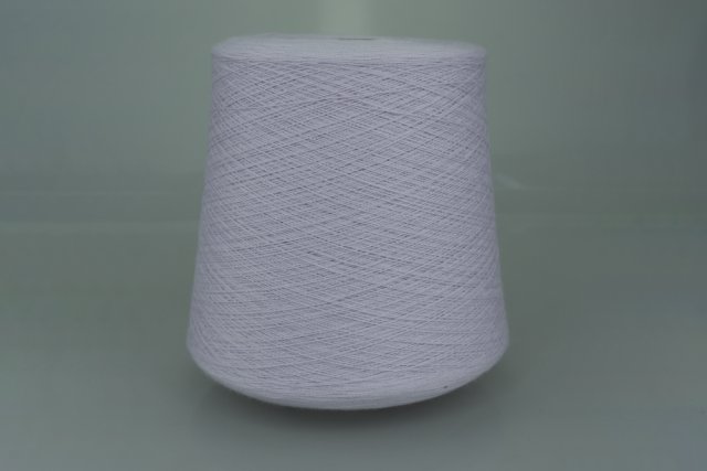 IAFIL SPA INDUSTRIA AMBROSIANA FILATI Art. MADEIRAS Col. 823 OLD ROSE ( Роза ) Состав: 46% Хлопок ( CO ), 54% Меринос ( WV ). Метраж пряжи: 1500м/100гр. ( 2/30 )