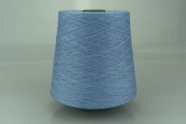 IAFIL SPA INDUSTRIA AMBROSIANA FILATI  Art. MADEIRAS  Col. 959 JEANS ( Светлый джинс )  Состав: 46% Хлопок ( CO ), 54% Меринос ( WV ).  Метраж пряжи: 1500м/100гр. ( 2/30 ) 