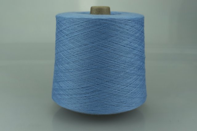IAFIL SPA INDUSTRIA AMBROSIANA FILATI Art. MADEIRAS Col. 957 BLUE ( Синий ) Состав: 46% Хлопок ( CO ), 54% Меринос ( WV ). Метраж пряжи: 1500м/100гр. ( 2/30 )
