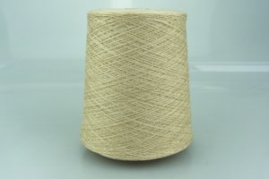 Linsieme Filati Srl.  Art. HARAN  Col. 4641 ( Светло-бежевый )  Состав: 30% Кашемир ( WS ), 30% Меринос ( WV ), 20% Вискоза ( VI ), 20% Полиэстер ( PL ).  Метраж пряжи: 1400м/100гр. ( 2/28 ) 
