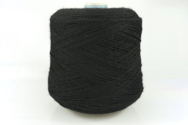 MANIFATTURA SESIA SRL Art. DAHU Col. 0067 ( Чёрный ) Состав: 25% Альпака, 50% Меринос, 25% AC ( другие волокна ). Метраж пряжи: 460м/100гр. (4600)