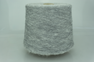 INTIFIL S.A.  Art. ALPACA BRUSHED  Col. ZE 40 ( Серый )  Состав: 35% Baby Альпака, 35% Меринос, 30% ПА.  Метраж пряжи: 2000м/100гр. ( 1/20 ) 