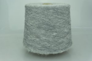 INTIFIL S.A.  Art. ALPACA BRUSHED  Col. ZE 40 ( Серый )  Состав: 35% Baby Альпака, 35% Меринос, 30% ПА.  Метраж пряжи: 2000м/100гр. ( 1/20 ) 