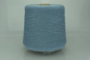 INTIFIL S.A.  Art. ALPACA BRUSHED  Col. ZE 838 ( Небо )  Состав: 35% Baby Альпака ( WP ), 35% Меринос ( WV ), 30% Полиамид ( PA ).  Метраж пряжи: 2000м/100гр. ( 1/20 ) 