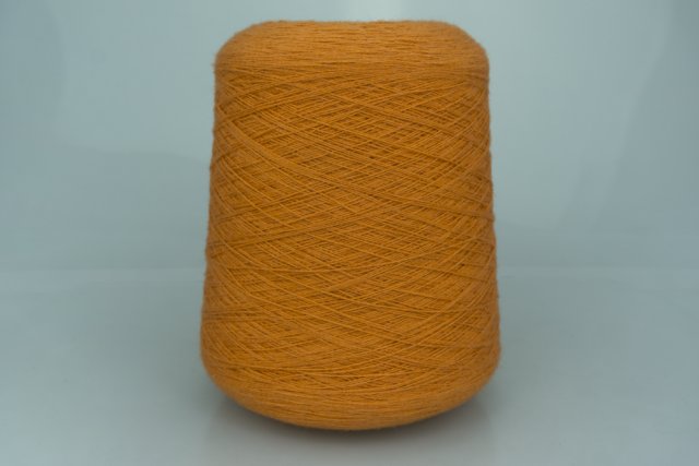 Cariaggi. Art. CASHMERE 100 Col. 21302 ( Оранжевый ) Состав: 100% Кашемир ( WS ). Метраж пряжи: 1400м/100гр. ( 2/28 )