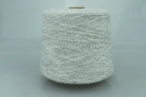 INTIFIL S.A.  Art. ALPALOOP  Col. ZD 028 ( Светло-серый )  Состав: 35% Baby Альпака, 45% Меринос, 20% ПА.  Метраж пряжи: 400м/100гр. ( 1/4 ) Букле