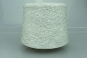 Zegna Baruffa Lana Borgosesia.  Art. MOUSSE  Col. 421607 ( Светло-серый меланж )  Состав: 70% Меринос ( Exstrafine ), 30% Полиамид.  Метраж пряжи: 1400м/100гр. ( 14000 ) 