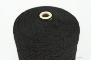 Sato Seni Co., Ltd.  Art. HARMONY  Col. 28 ( Чёрный )  Состав: 72% Меринос ( WV ), 28% Японская бумага WASHI ( PI ).  Метраж пряжи: 600м/100гр. (1/6) 