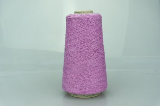 Cariaggi.  Art. MONOPOLI BIS  Col. 720637 218 ROSA ( Роза )  Состав: 70% Меринос ( WV ), 10% Кашемир ( WS ), 20% Вискоза ( VI ). Метраж пряжи: 1800м/100гр. ( 2/36 ) 