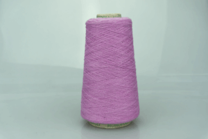 Cariaggi.  Art. MONOPOLI BIS  Col. 720637 218 ROSA ( Роза )  Состав: 70% Меринос ( WV ), 10% Кашемир ( WS ), 20% Вискоза ( VI ). Метраж пряжи: 1800м/100гр. ( 2/36 ) 