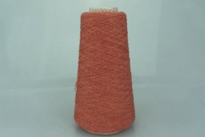 Cariaggi.  Art. MONOPOLI  Col. 196 - 249 SPARK ( Красный меланж )  Состав: 80% Меринос ( WV ), 10% Кашемир ( WS ), 10% Вискоза ( VI ).  Метраж пряжи: 1500м/100гр. ( 2/30 ) 