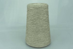 Cariaggi.  Art. MONOPOLI  Col. 196 - 030 ( Шпаклёвка )  Состав: 80% Меринос ( WV ), 10% Кашемир ( WS ), 10% Вискоза ( VI ).  Метраж пряжи: 1500м/100гр. ( 2/30 ) 