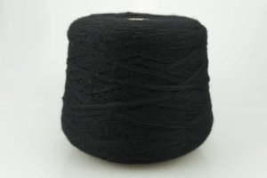 LINEAPIU' ITALIA SPA  Art. COVER  Col. 250 NERO ( Чёрный )  Состав: 85% Меринос ( WV ), 15% PA.  Метраж пряжи: 130м/100гр. (1300) 