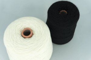DI.VE. S.p.A.  Art. CONNERMARA 70  Состав: 70% Меринос ( WV ), 30% PA.  Метраж пряжи: 350м/100гр. ( 3.5 ) 