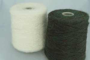 LINEAPIU' ITALIA S.P.A.  Art. METALLICA  Состав: 32% СуперКидМохер, 25% Меринос ( WV ), 43% PA.  Метраж пряжи: 450м/100гр. (4500) 