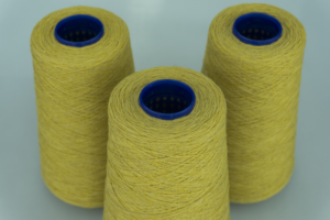 Zegna Baruffa Lana Borgosesia.  Art. SUPERGEELONG   Col. 860048 ( Горчица )  Состав: 100% Меринос ( Exsrafine Baby Marino Wool ).  Метраж пряжи: 1500м/100гр. ( 1/15 ) 