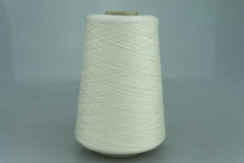 Cariaggi.  Art. WAITAKI  Col. 30234 ( Белый )  Состав: 70% Меринос ( WV ), 30% Шёлк ( SE ).  Метраж пряжи: 2600м/100гр. ( 2/52 ) 