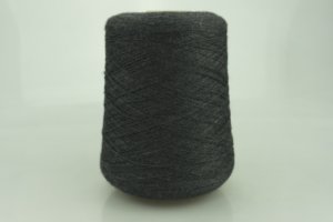 Cariaggi.  Art. ZEFIRO  Col. 80124 ( Графит )  Состав: 60% Меринос ( WV ), 30% Шёлк ( SE ), 10% Кашемир ( WS ).  Метраж пряжи: 3000м/100гр. ( 2/60 ) 
