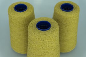 Zegna Baruffa Lana Borgosesia.  Art. SUPERGEELONG   Col. 860048 ( Горчица )  Состав: 100% Меринос ( Exsrafine Baby Marino Wool ).  Метраж пряжи: 1500м/100гр. ( 1/15 ) 