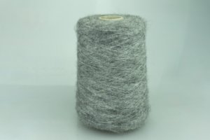 FILITALY LAB s.r.l.  Art. CALLAO BRUSHED  Col. 1311 GRIGIO MED. ( Серый меланж )  Состав: 55% КидМохер, 10% Меринос, 35% PA.  Метраж пряжи: 15000м/100гр. (15000) 
