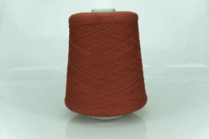 PRISMA RICERCHE S.R.L.  Art. TOKYO ICE  Col. 19 FEU ( Красный кирпич )  Состав: 80% Хлопок ( CO ), 20% Акрил ( PA ). Метраж пряжи: 3300м/100гр. ( 33000 ) 